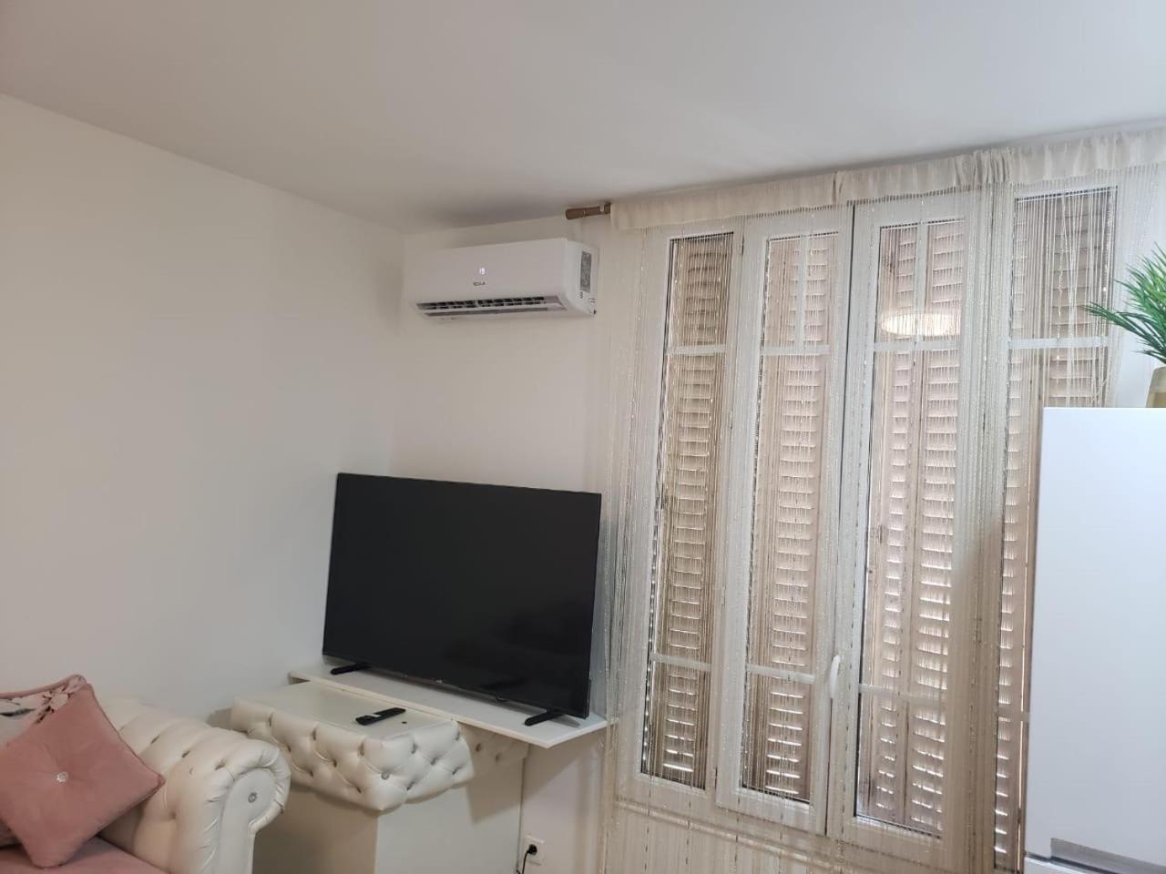 Alaya Apartment Bezons Exterior foto